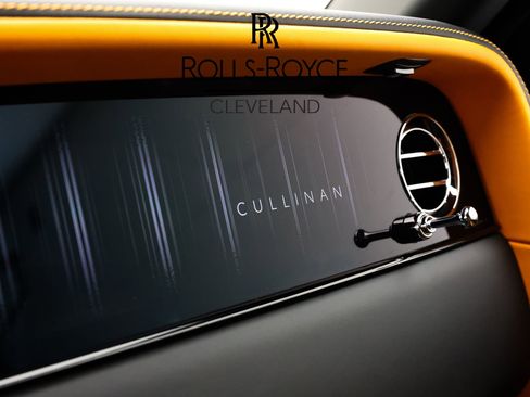 New 2026 Rolls-Royce Cullinan image 28