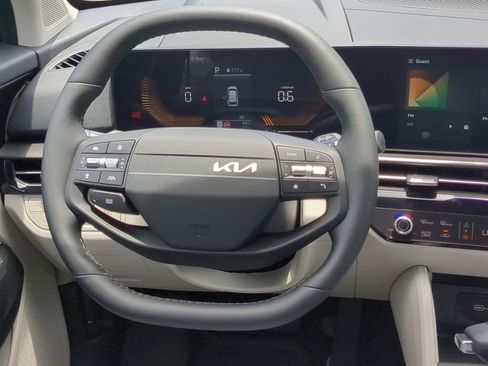 New 2026 Kia Sportage EX image 13