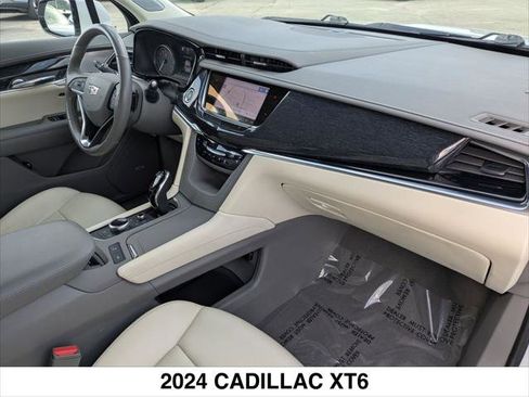 Used 2024 Cadillac XT6 Premium Luxury w/ Technology Package image 26
