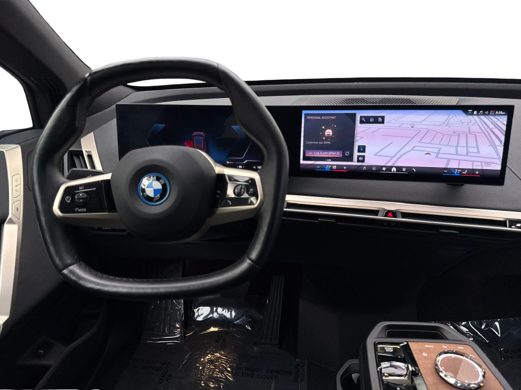 Used 2024 BMW iX xDrive50 w/ Premium Package AWD/4WD image 54