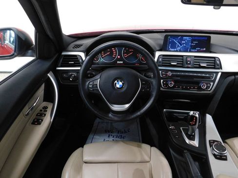 Used 2015 BMW 328i xDrive Wagon AWD/4WD image 32