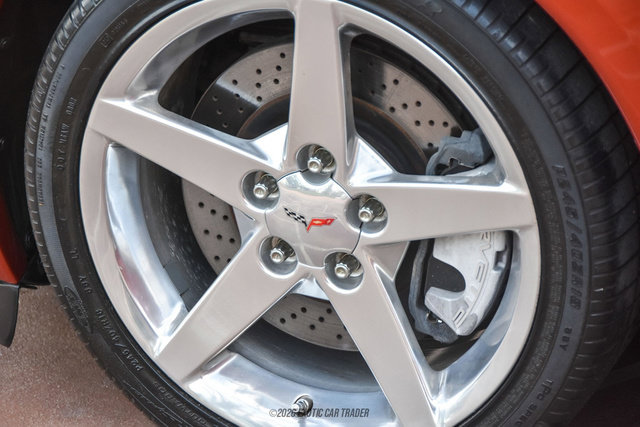 Used 2006 Chevrolet Corvette Coupe w/ Preferred Equipment Group RWD image 72