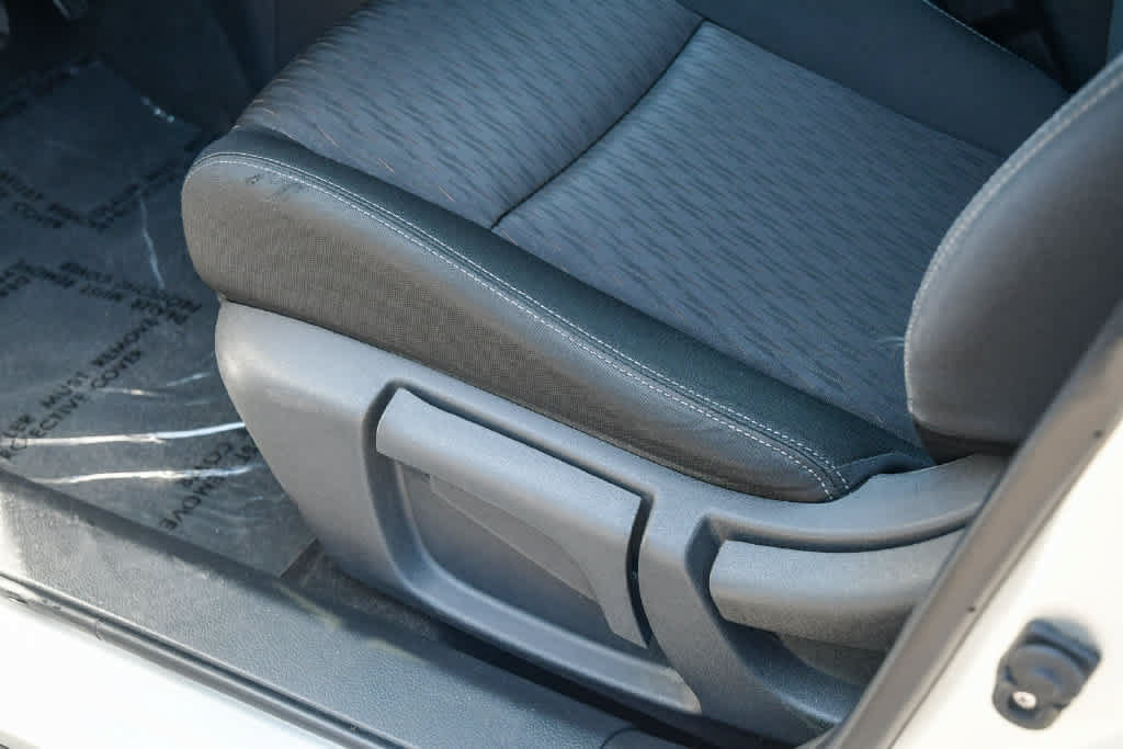 Used 2019 Nissan Rogue S w/ Special Edition Package FWD image 24