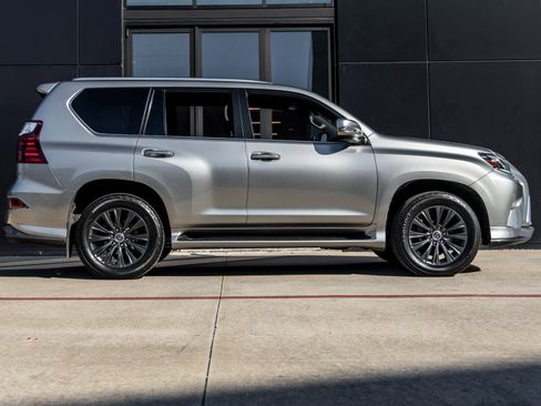 Used 2020 Lexus GX 460 Luxury image 10