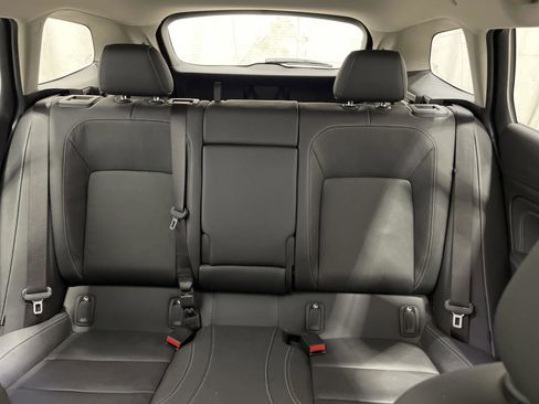 Used 2018 Buick Regal Essence w/ Driver Confidence Package #1 image 19