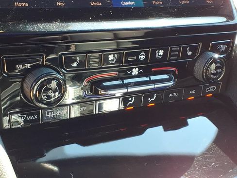 Used 2024 Jeep Grand Cherokee L Summit w/ Rear Seat Video Group I AWD/4WD image 6