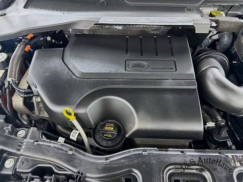 Used 2023 Land Rover Discovery Sport S image 35