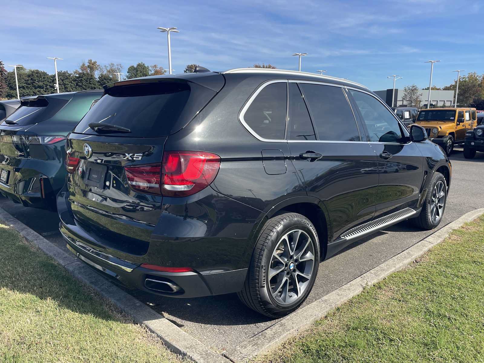Used 2018 BMW X5 xDrive35i w/ Executive Package AWD/4WD image 6
