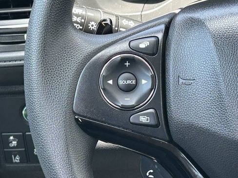 Used 2022 Honda HR-V EX image 21