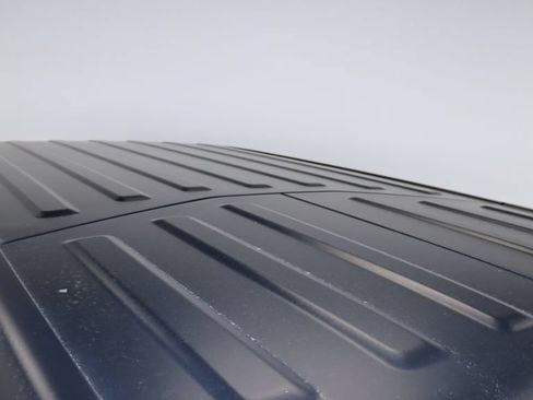 Used 2023 Jeep Wrangler Unlimited Sahara AWD/4WD image 17