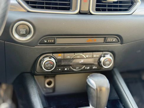 Used 2017 MAZDA CX-5 Touring w/ Preferred Equipment Package FWD image 24