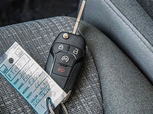 Used 2025 Ford F250 XLT w/ FX4 Off-Road Package image 24