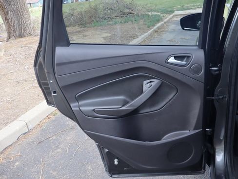 Used 2015 Ford Escape Titanium w/ Equipment Group 301A AWD/4WD image 24