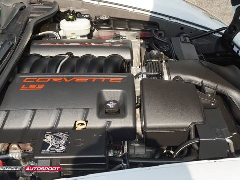 Used 2009 Chevrolet Corvette Convertible w/ Preferred Equipment Group RWD image 15