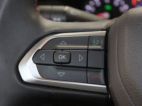 Used 2025 Jeep Compass Trailhawk AWD/4WD image 43