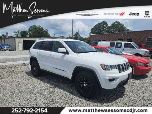 Used 2022 Jeep Grand Cherokee Laredo E image 1