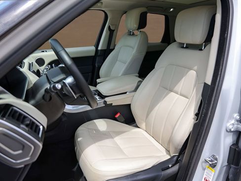 Used 2018 Land Rover Range Rover Sport Supercharged AWD/4WD image 7