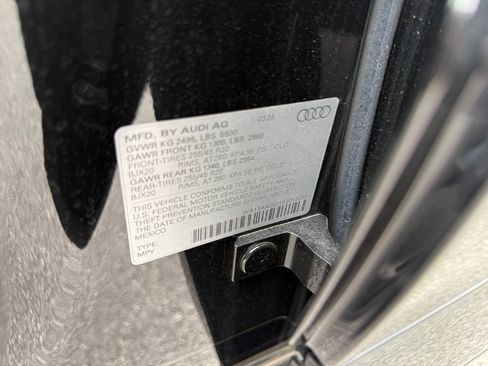 New 2025 Audi Q5 Prestige image 35