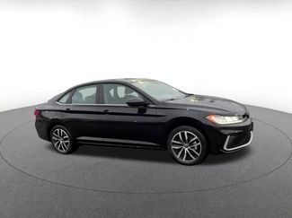 Used 2025 Volkswagen Jetta SE video 2