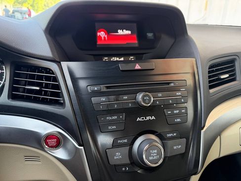 Used 2017 Acura ILX FWD image 24