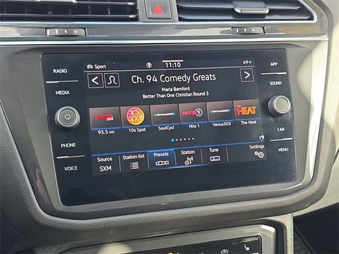 Used 2022 Volkswagen Tiguan SE image 16