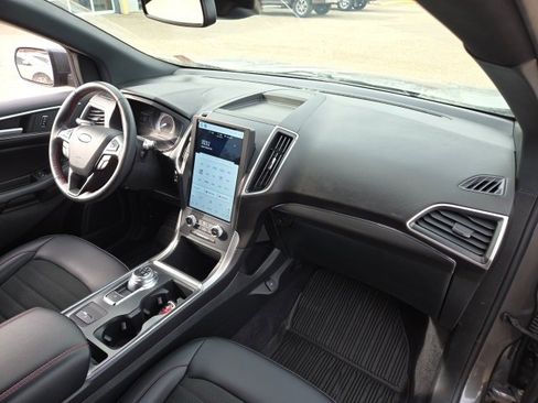 Used 2024 Ford Edge ST-Line image 15