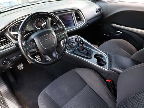 Used 2017 Dodge Challenger R/T Scat Pack RWD image 16