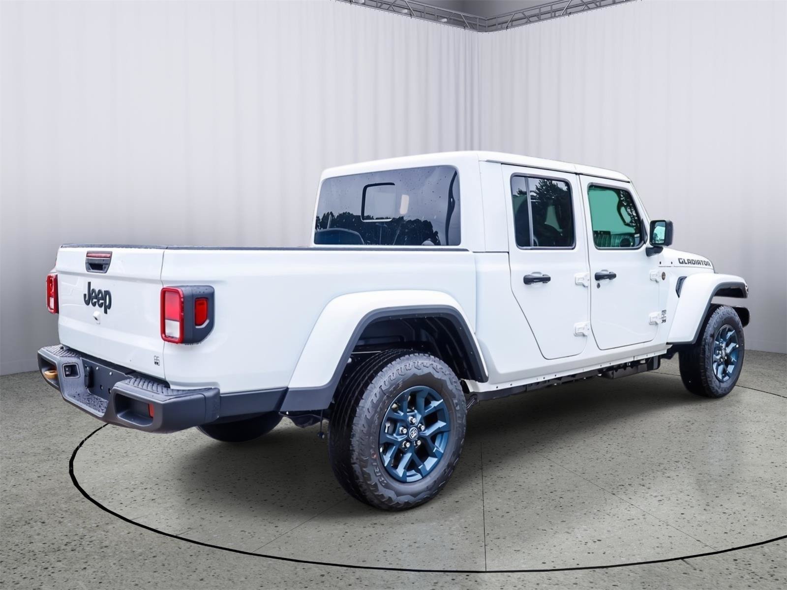 New 2026 Jeep Gladiator Sport AWD/4WD image 11