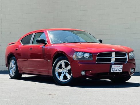 Used 2009 Dodge Charger SXT w/ Protection Group RWD image 2