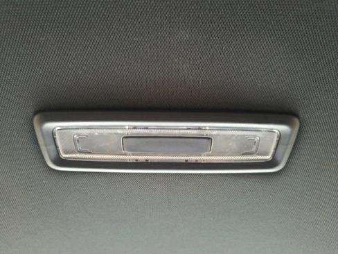 Used 2021 Chevrolet Suburban LS RWD image 31