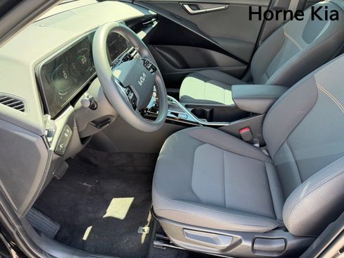 New 2026 Kia Niro LX FWD image 9
