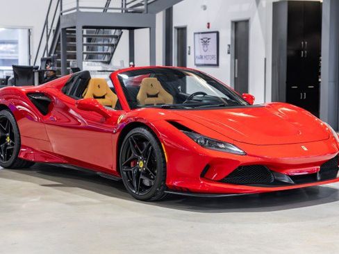 Used 2021 Ferrari F8 Tributo - PASSENGER DISPLAY - FRONT LI image 8