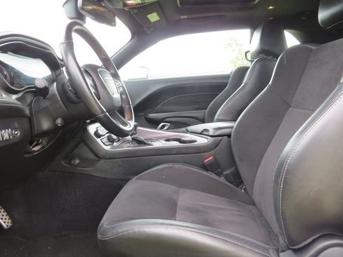 Used 2020 Dodge Challenger GT w/ Plus Package AWD/4WD image 9