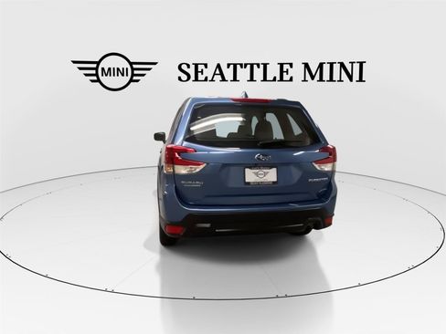 Used 2023 Subaru Forester AWD/4WD image 9