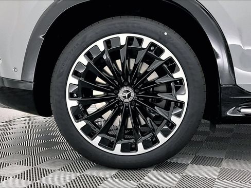 New 2026 Mercedes-Benz EQS 550 4MATIC SUV image 9