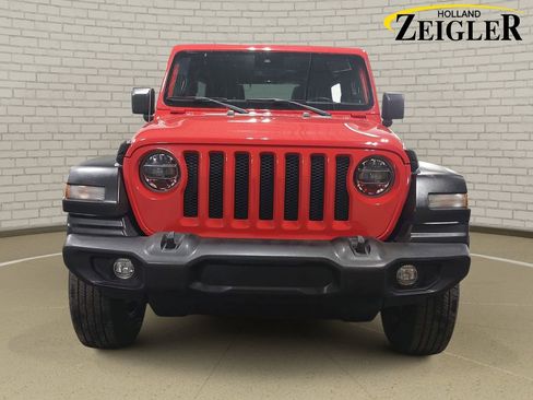 Used 2022 Jeep Wrangler Unlimited Sport AWD/4WD image 2
