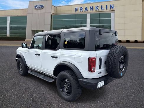 New 2026 Ford Bronco Big Bend w/ Black Diamond Package AWD/4WD image 5
