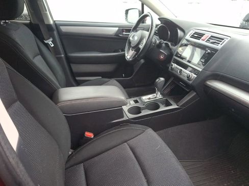 Used 2016 Subaru Outback 2.5i Premium image 12