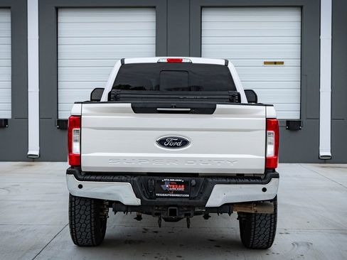 Used 2017 Ford F350 Lariat w/ Lariat Ultimate Package image 8
