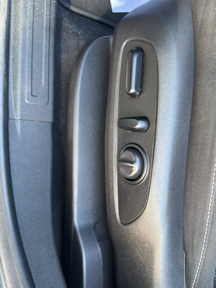 Used 2020 GMC Acadia SLE w/ Driver Convenience Package AWD/4WD image 11