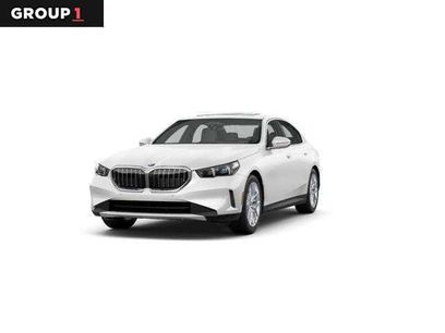 New 2025 BMW 530i w/ Premium Package