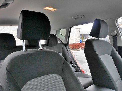 Used 2020 Kia Soul LX image 8