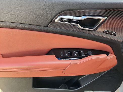 Used 2023 Kia Sportage SX image 13