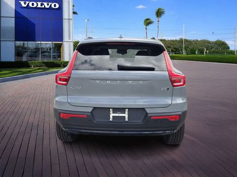 New 2026 Volvo XC40 B5 Plus w/ Protection Package Premier AWD/4WD image 6