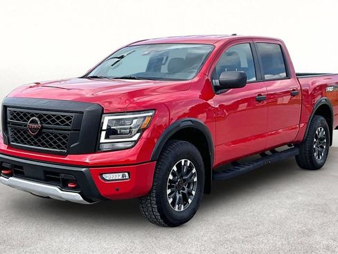Used 2024 Nissan Titan PRO-4X w/ Pro-4x Utility Package AWD/4WD image 13