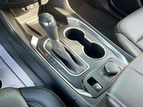 Used 2020 Chevrolet Traverse Premier w/ Redline Edition image 16