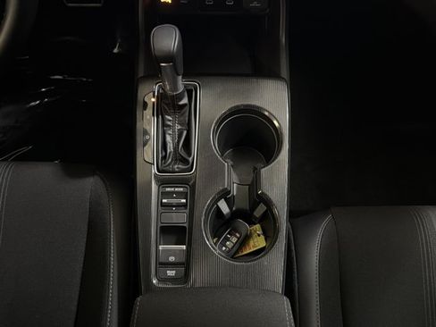 Used 2025 Honda Civic Sport image 33