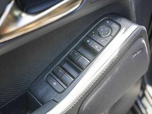 Used 2025 Lexus GX 550 AWD/4WD image 20