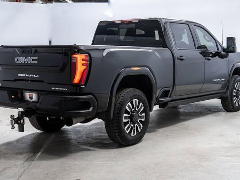 Used 2024 GMC Sierra 2500 Denali Ultimate w/ Max Trailering Package image 6