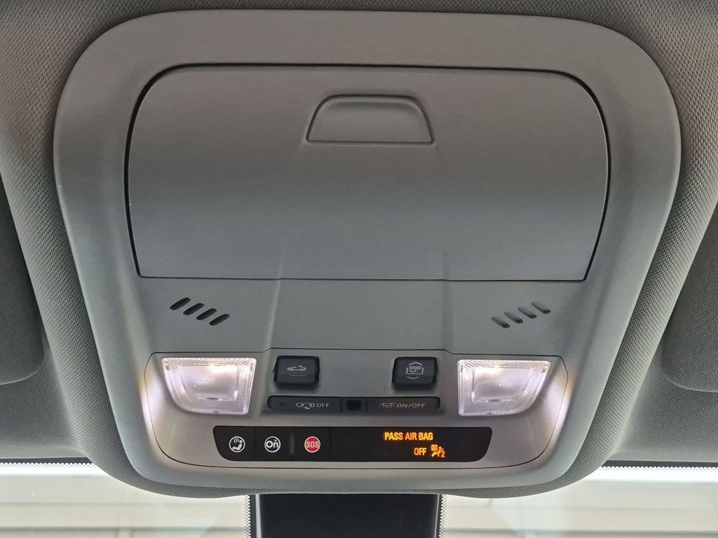 Used 2021 GMC Terrain SLE w/ Driver Convenience Package AWD/4WD image 27
